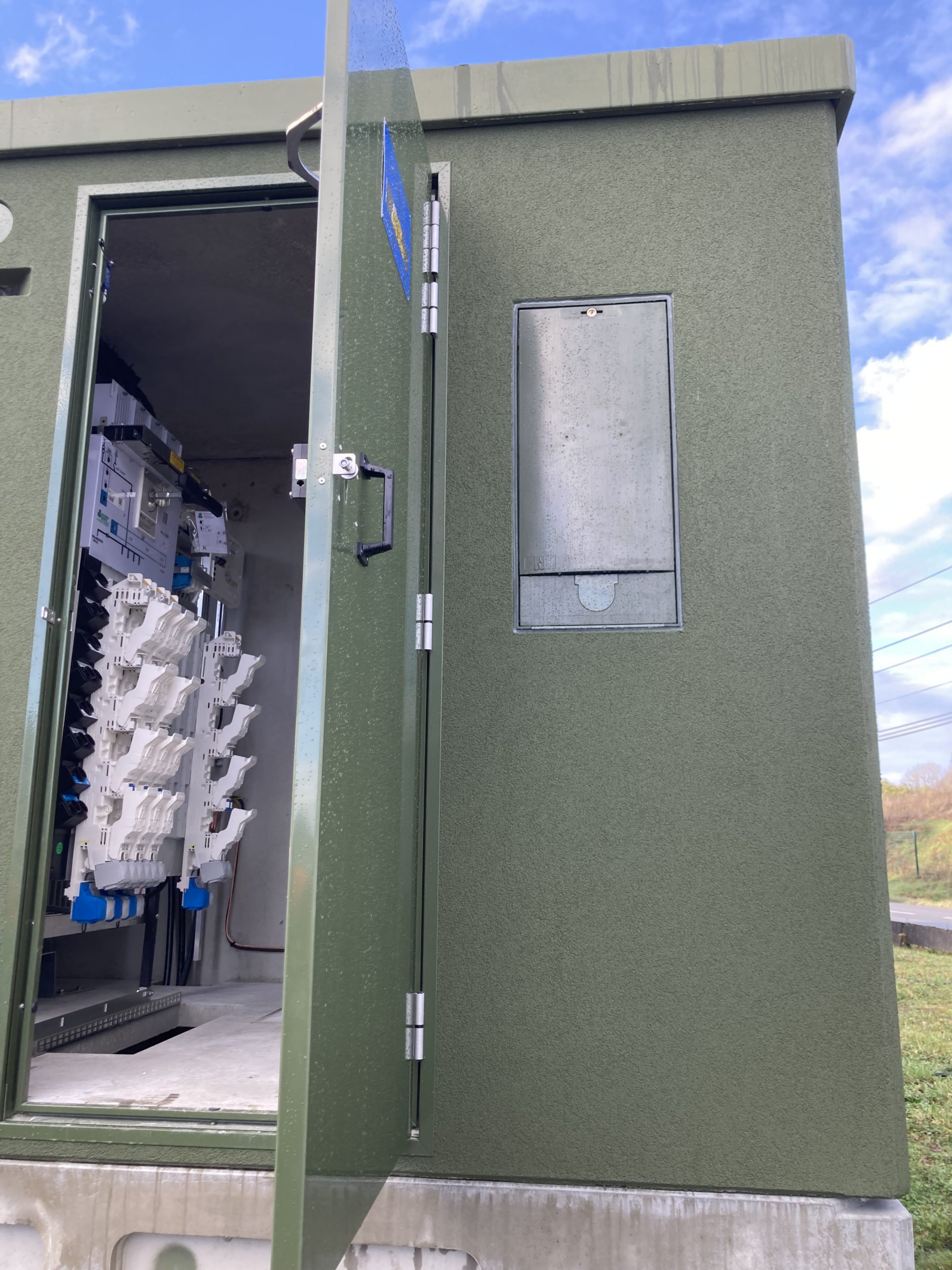 Installation poste haute tension