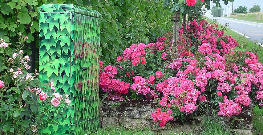 Quality and Environment Armoire électrique camouflée